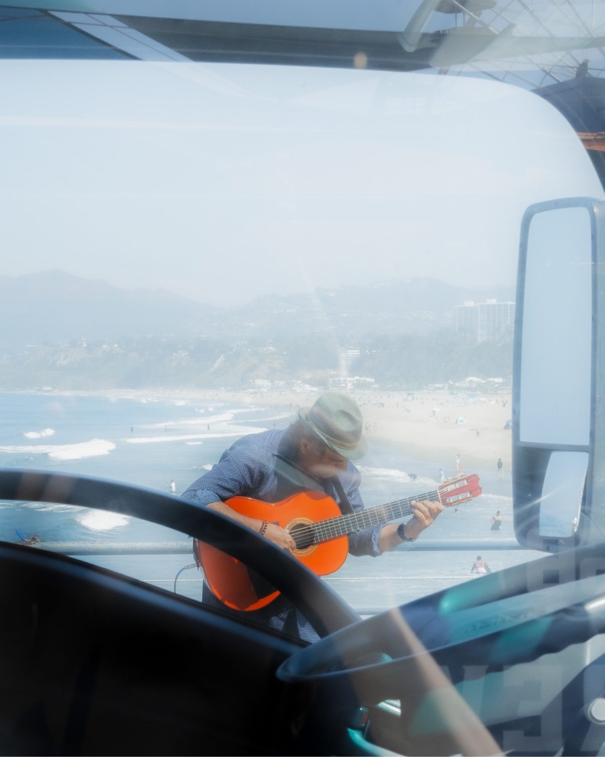 Street Guitarist
